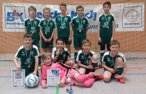 E1 holt 2.Platz beim Beeck & Koch Hallencup