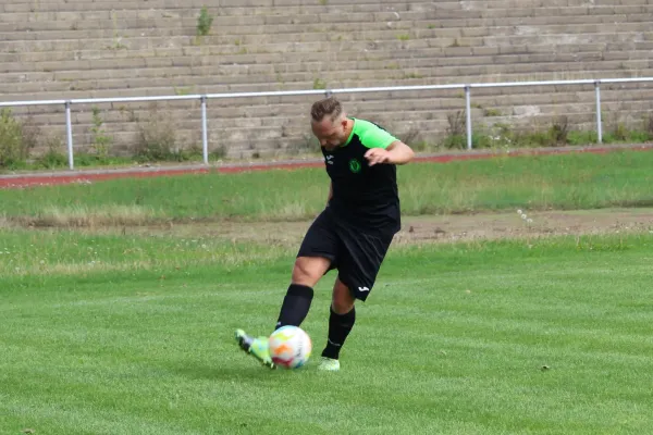 SV Merseburg 99 : VFL Roßbach 1921