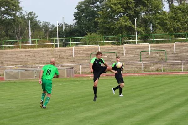 SV Merseburg 99 : VFL Roßbach 1921