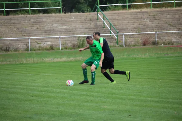 SV Merseburg 99 : VFL Roßbach 1921