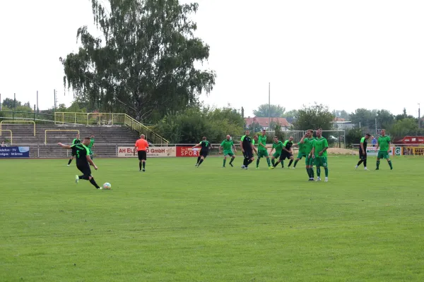 SV Merseburg 99 : VFL Roßbach 1921