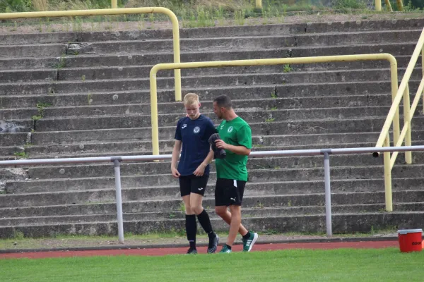 SV Merseburg 99 : VFL Roßbach 1921