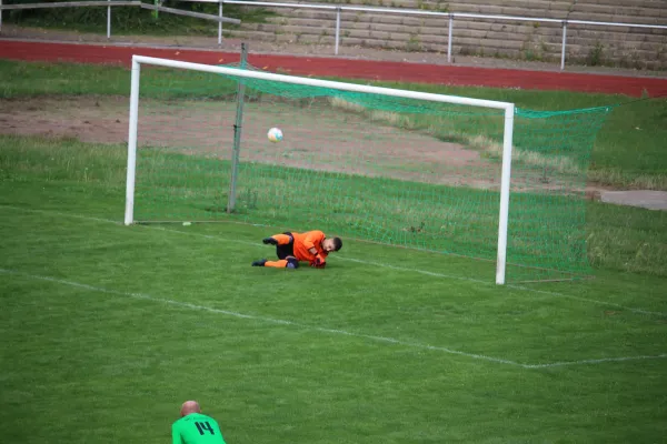 SV Merseburg 99 : VFL Roßbach 1921