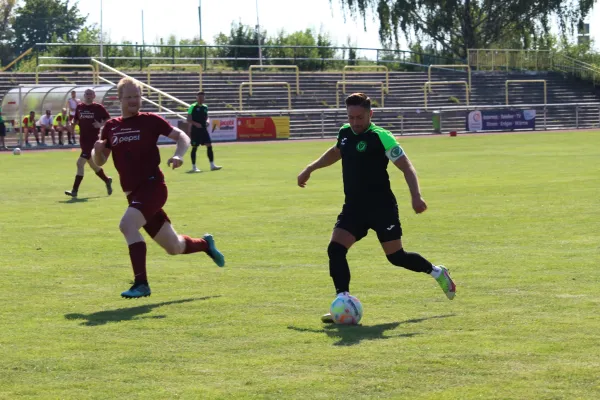 SV Merseburg 99 -  TuRa Beesenstedt