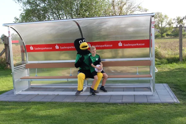 Eröffnung der neuen Auswechselbänke