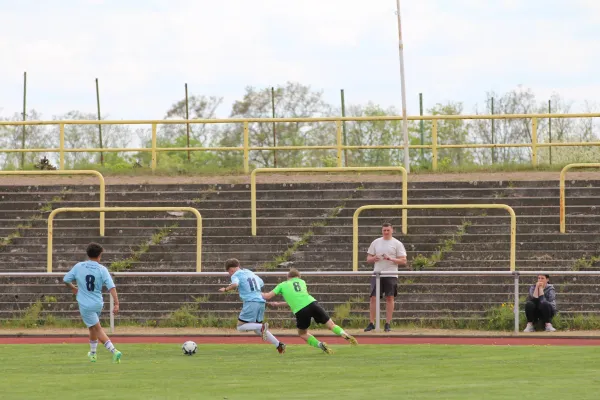 SV Merseburg 99 - 	SV Blau-Weiß Dölau