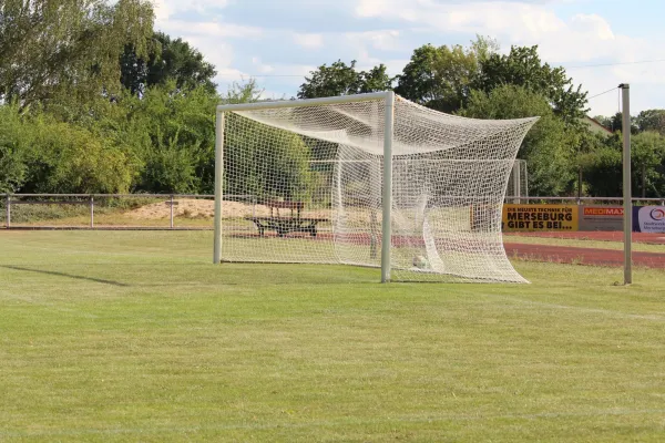 SV Merseburg 99 : VFL Roßbach / Pokal Runde 1.