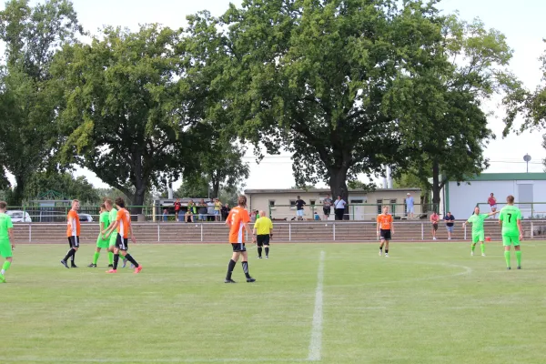 SV Merseburg 99 : VFL Roßbach / Pokal Runde 1.