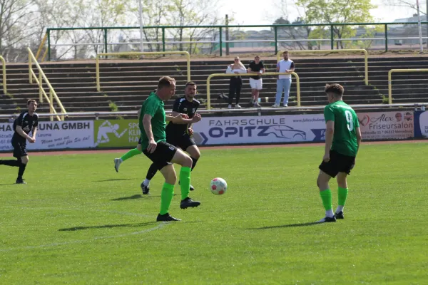 SV Merseburg 99 : SC Obhausen 1929