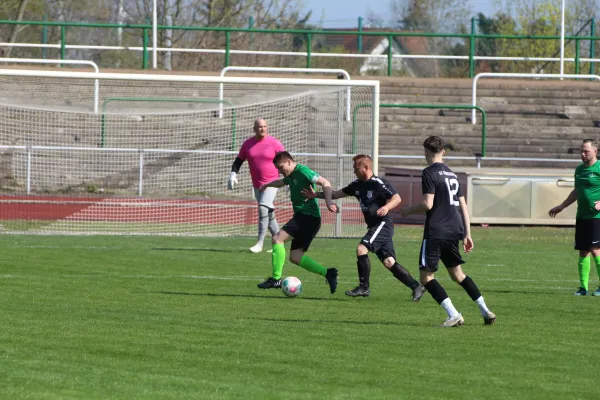SV Merseburg 99 : SC Obhausen 1929
