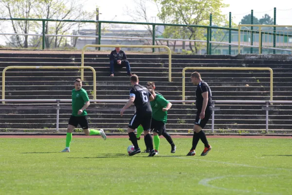 SV Merseburg 99 : SC Obhausen 1929