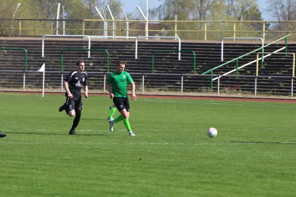 SV Merseburg 99 : SC Obhausen 1929