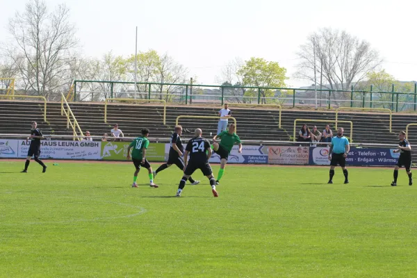SV Merseburg 99 : SC Obhausen 1929