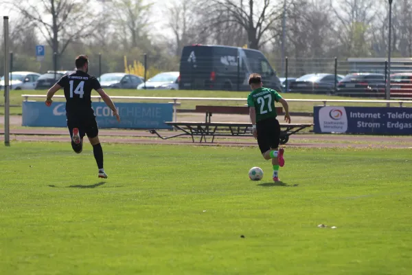 SV Merseburg 99 : SC Obhausen 1929
