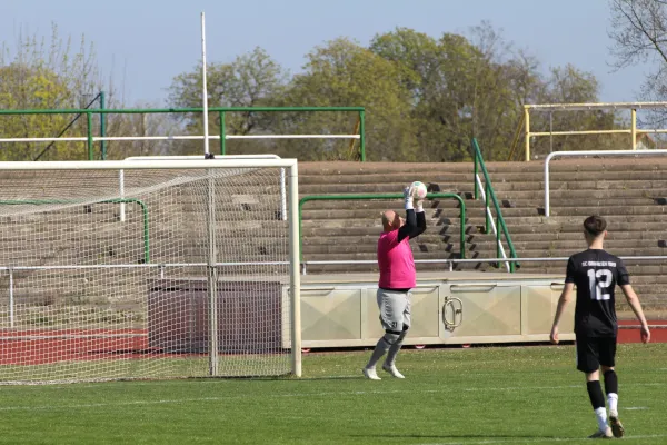 SV Merseburg 99 : SC Obhausen 1929