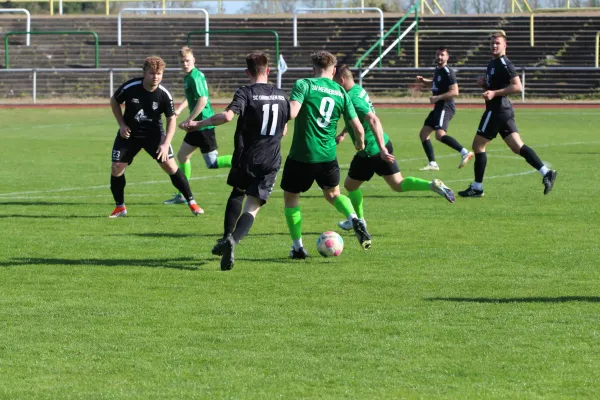 SV Merseburg 99 : SC Obhausen 1929