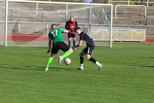 SV Merseburg 99 : SC Obhausen 1929