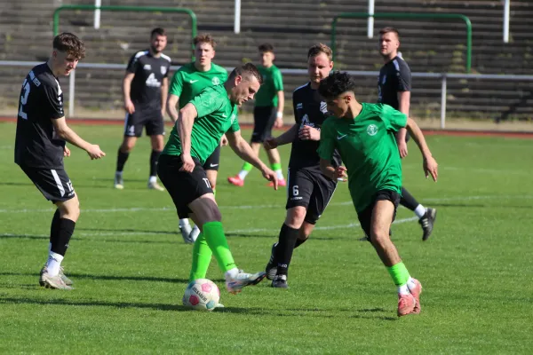 SV Merseburg 99 : SC Obhausen 1929