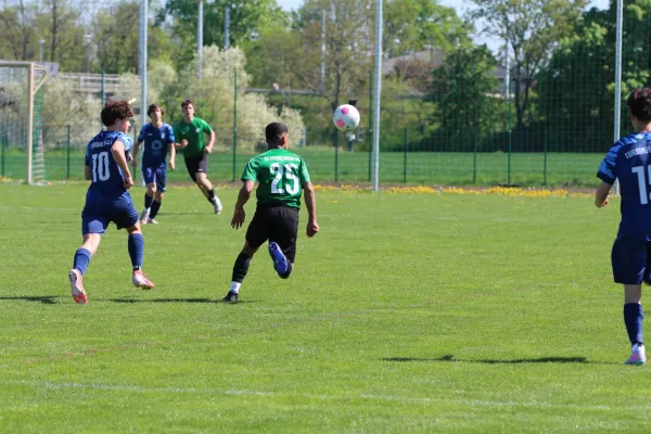 SV Merseburg 99 : Turbine Halle