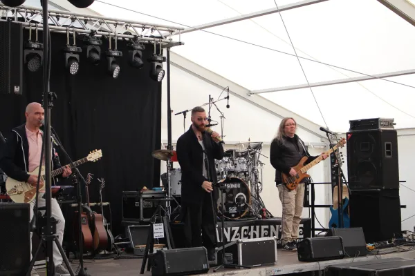 SV Merseburg 99 / Party mit Tänzchentee