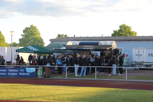 SV Merseburg 99 / Party mit Tänzchentee