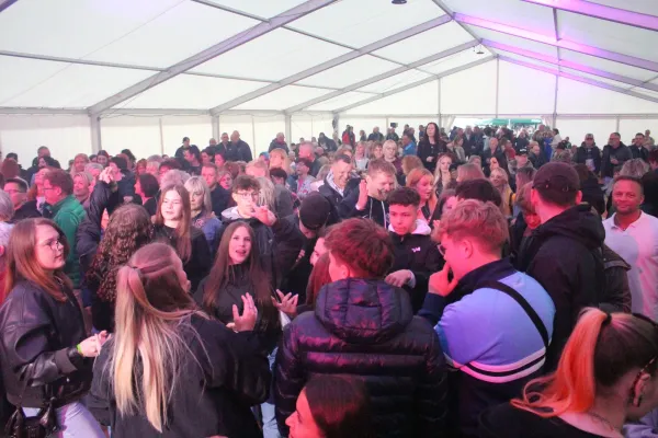SV Merseburg 99 / Party mit Tänzchentee