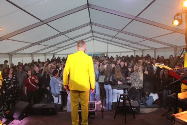 SV Merseburg 99 / Party mit Tänzchentee