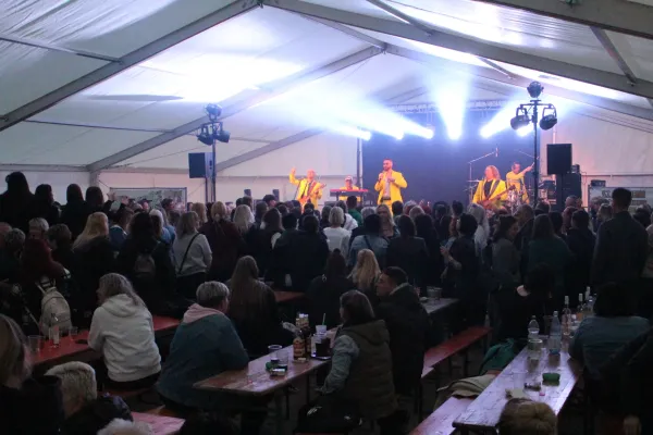 SV Merseburg 99 / Party mit Tänzchentee