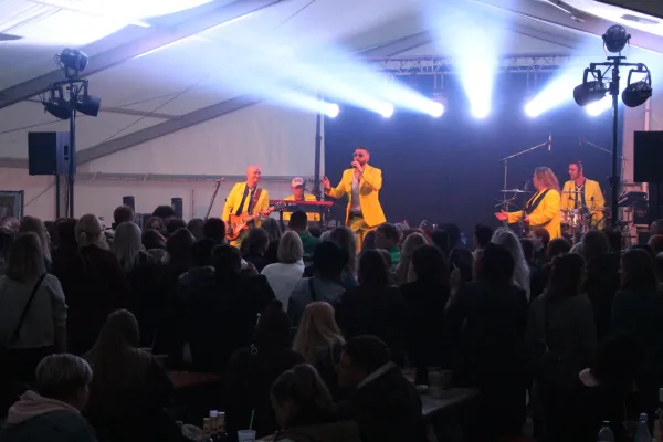 SV Merseburg 99 / Party mit Tänzchentee