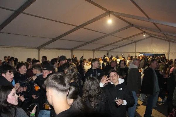 SV Merseburg 99 / Party mit Tänzchentee
