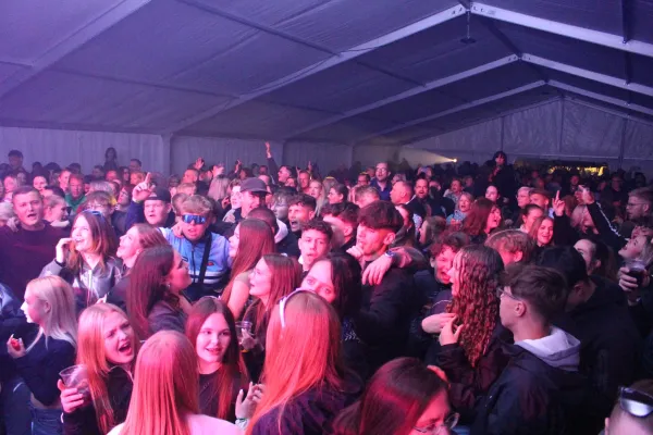 SV Merseburg 99 / Party mit Tänzchentee